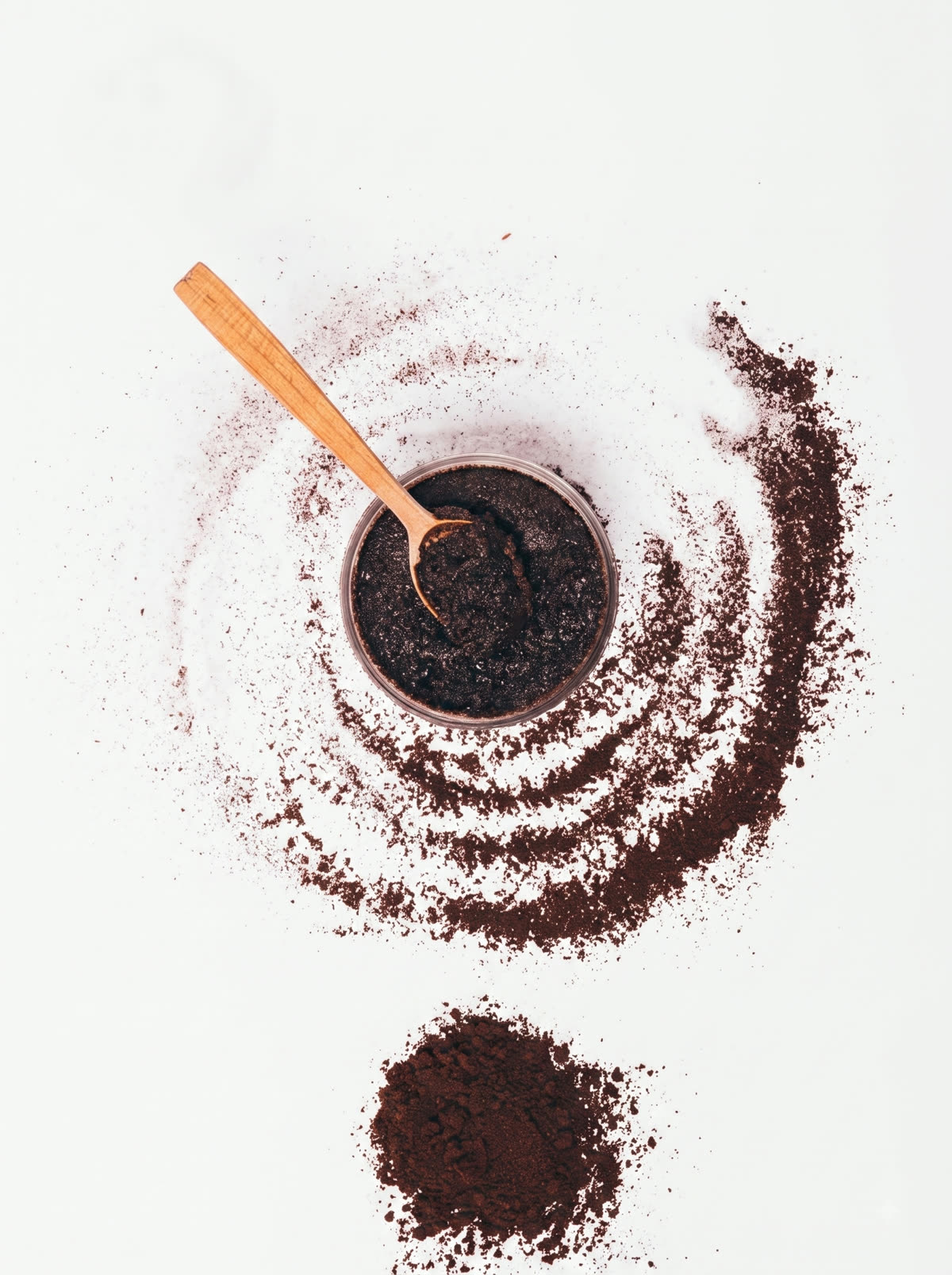 Coffee scrub with wooden spoon