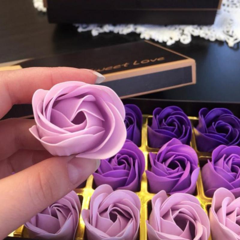 3 Colors 18Pcs/box Simulation Rose Soap with Gift Box Women Girl Bath Facial Soap Valentine’s Day Birthday Wedding Gifts 1